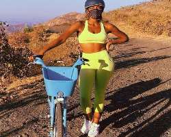 She enjoys riding a bike and went on Malibu Bike Tours in September 2020.